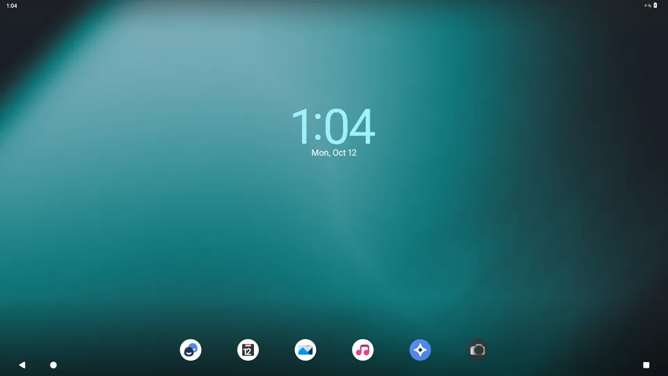 Android 13 home screen at 1:04, Mon Oct 12
